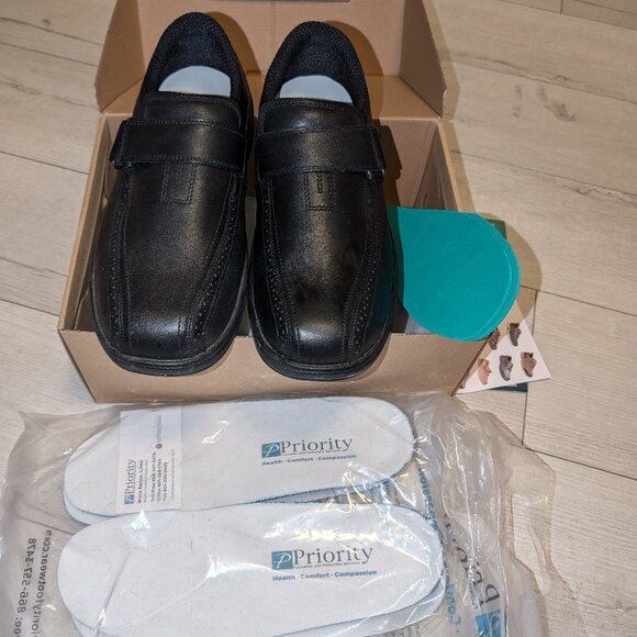 New Boxed Orthofeet Mens Hook Loop Black X-Wide Cushion Shoes Sz 9.5 - W/extras - Picture 2 of 5